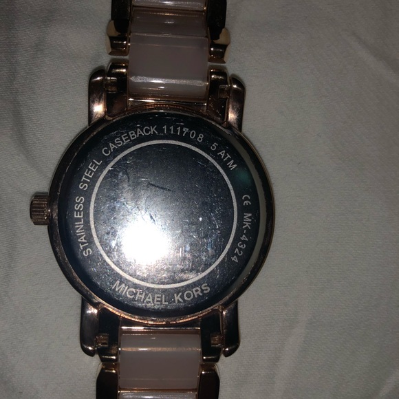 Michael Kors “MK” round faced watch style MK4324⌚️ - Picture 8 of 14